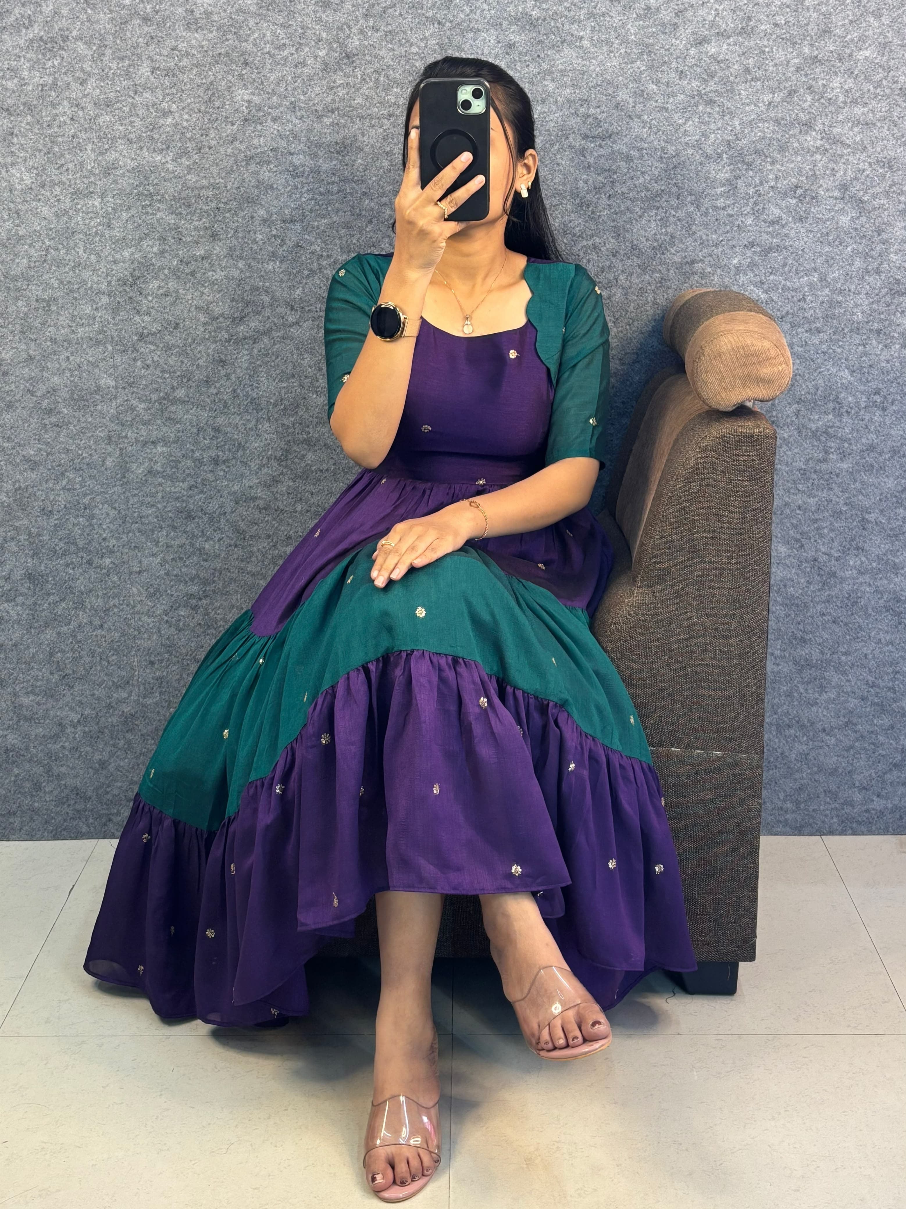 AKERA - 3-Tier Vichitra Maxi