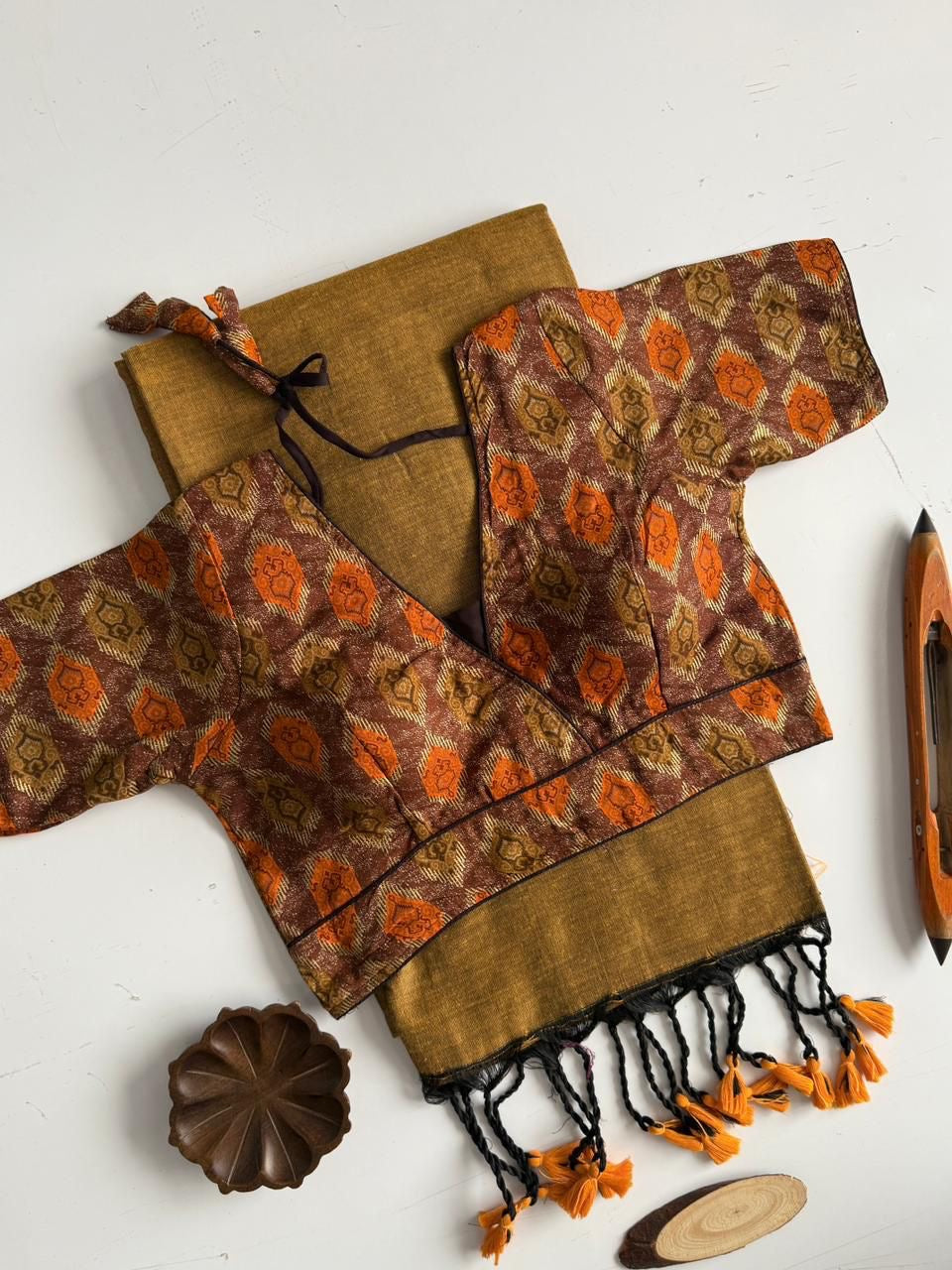 DESIYA - KHADI SAREE & STITCHED BLOUSE