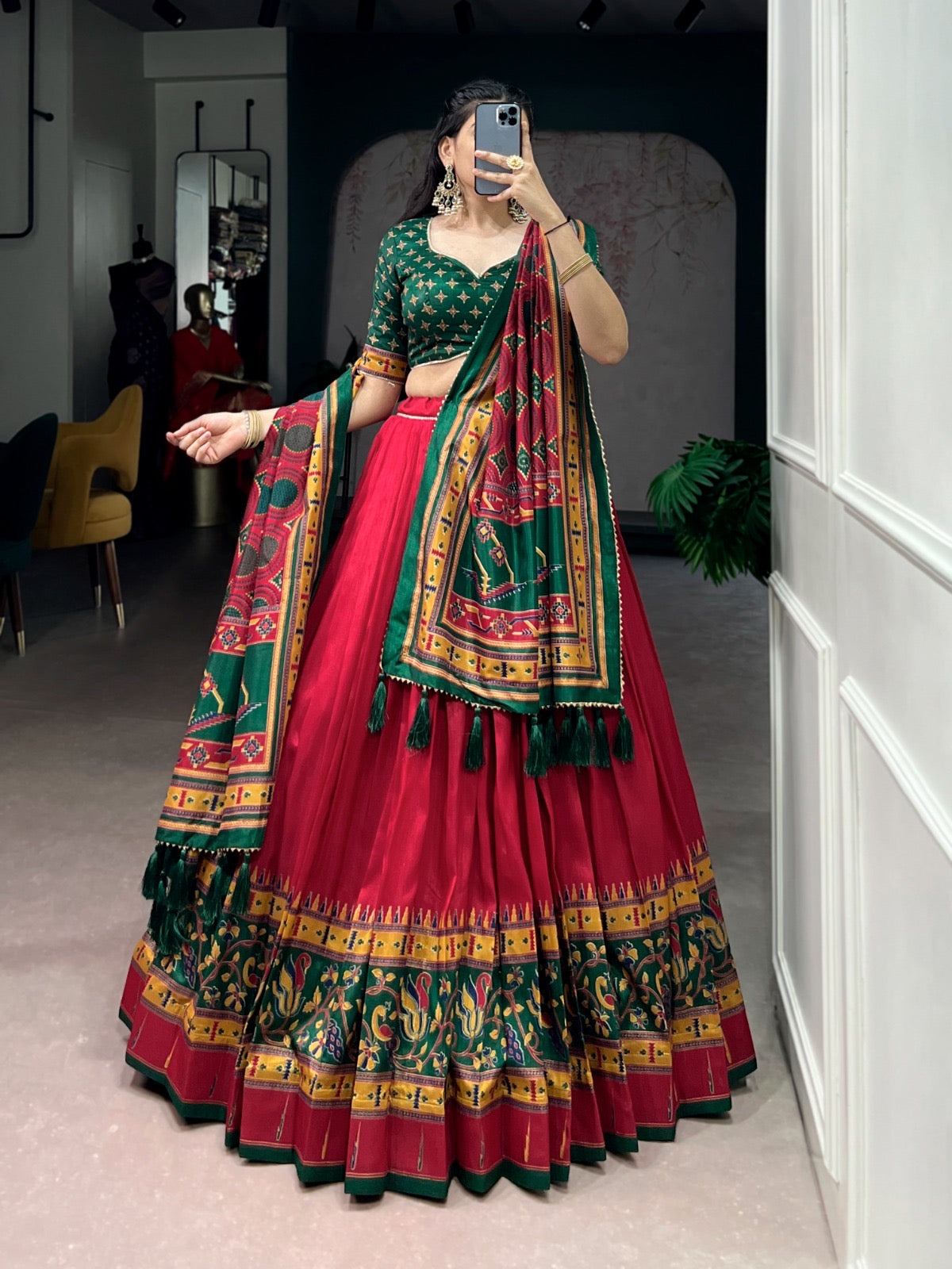 MAHANITHI - TASAR LEHENGA