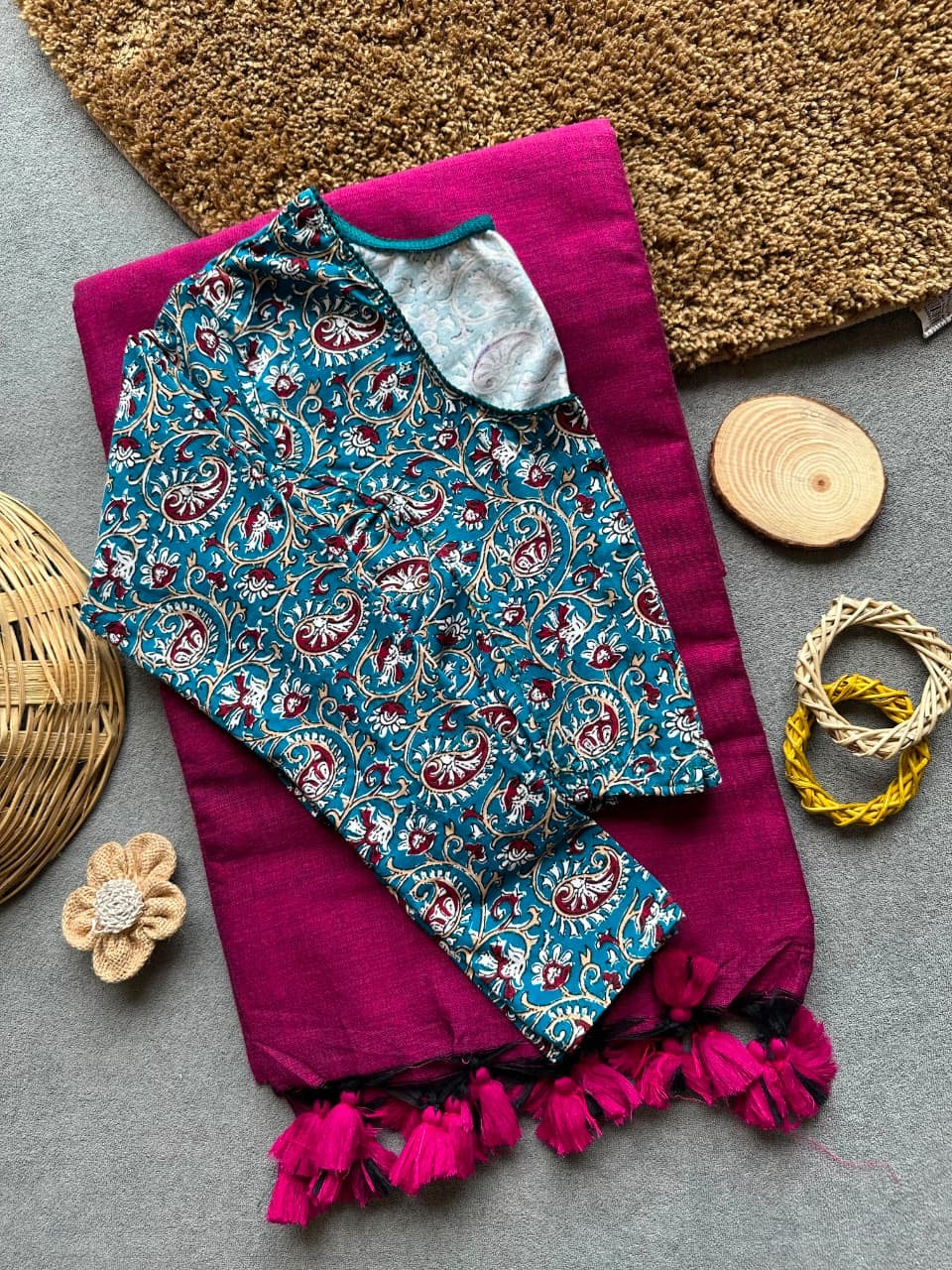 DHANSHI 2 - STRECHABLE BLOUSE