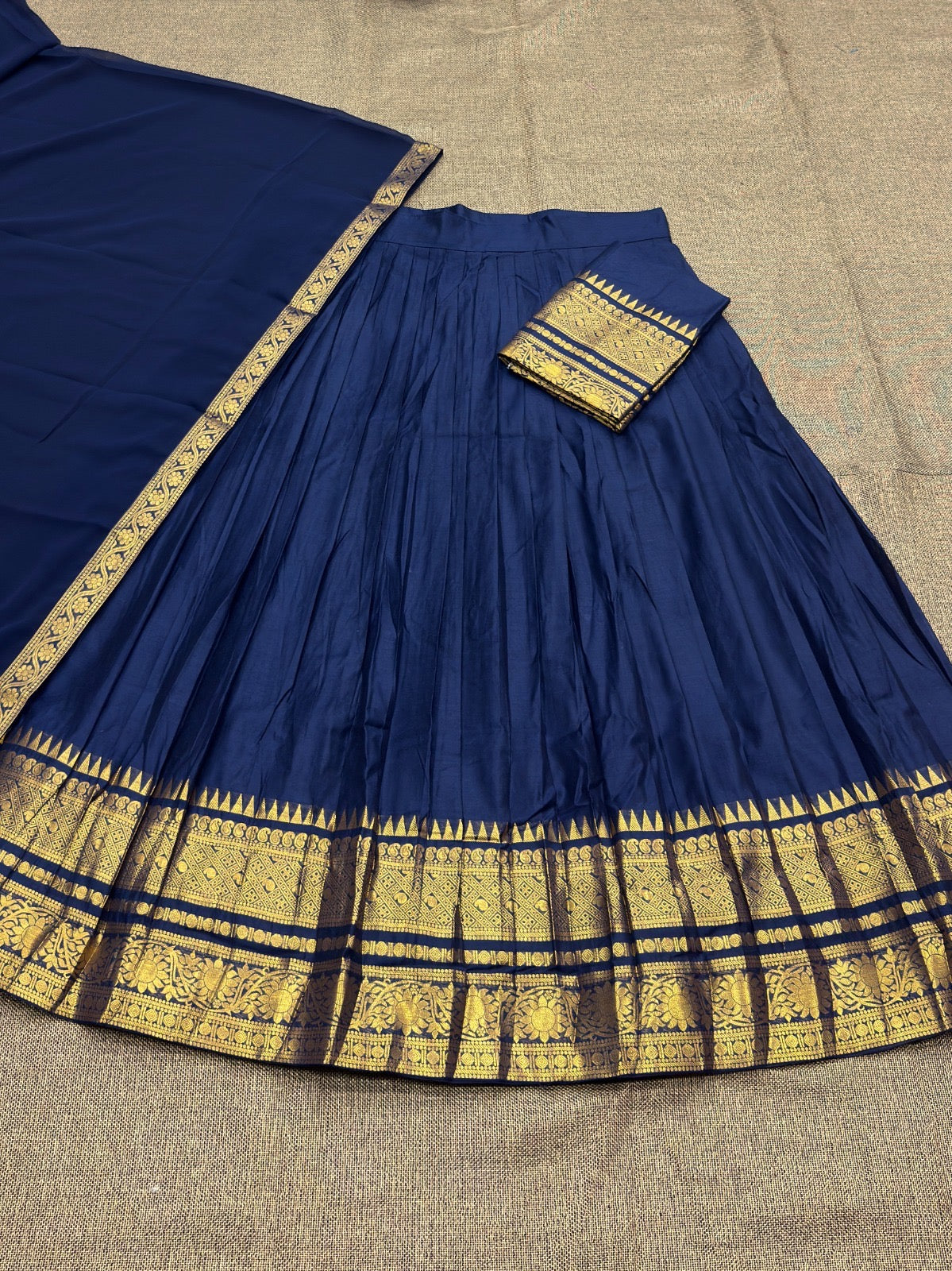 SUNAIKA-KANJVARAM LEHANGA