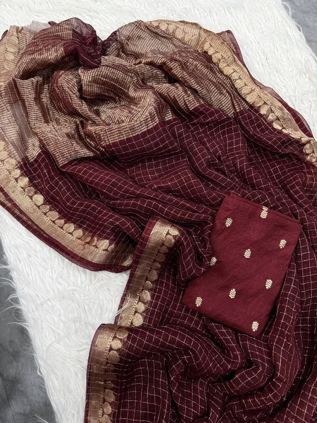 JANANI - Viscose Georgette Saree