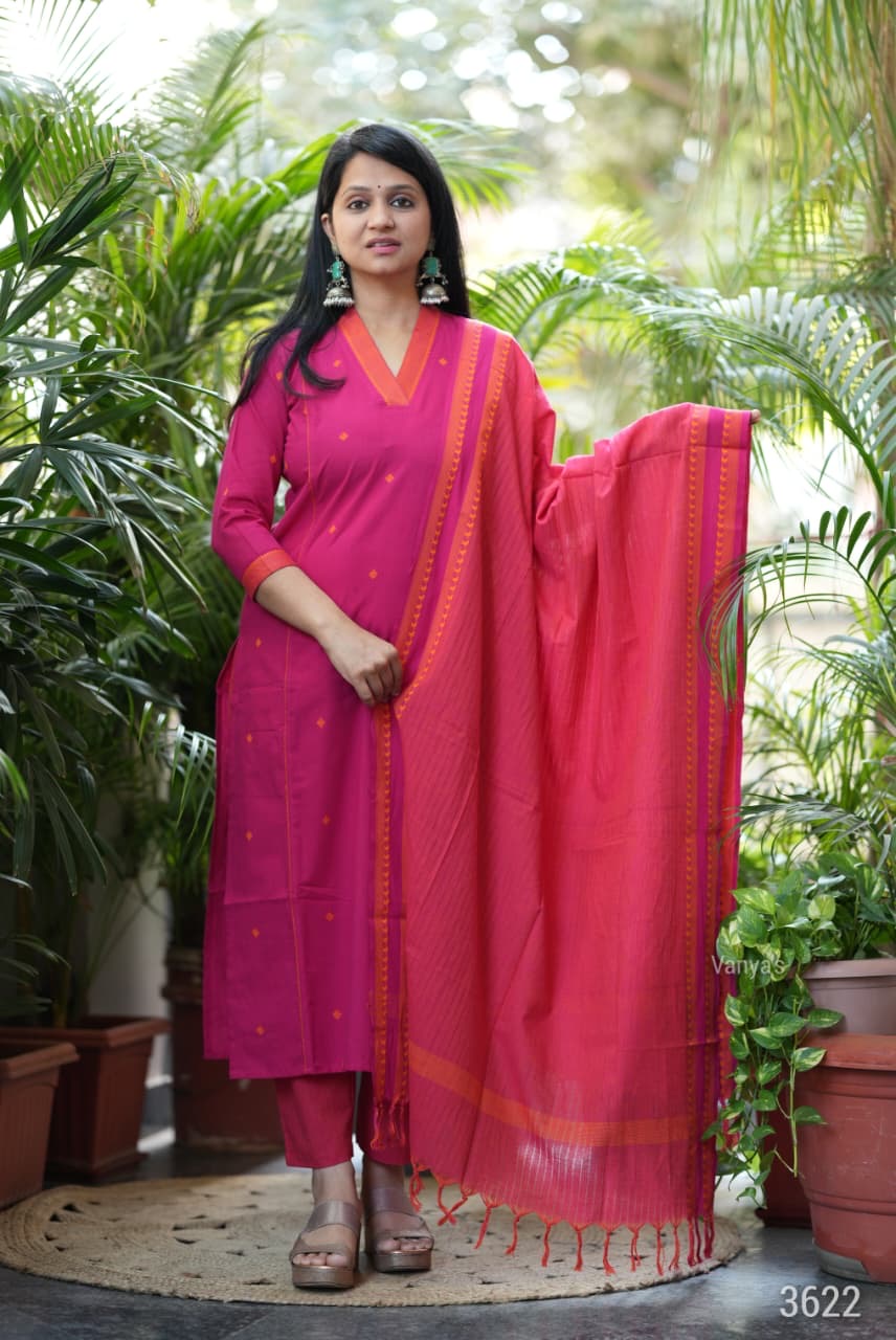 SUNITHA - HANDLOOM COTTON SUIT