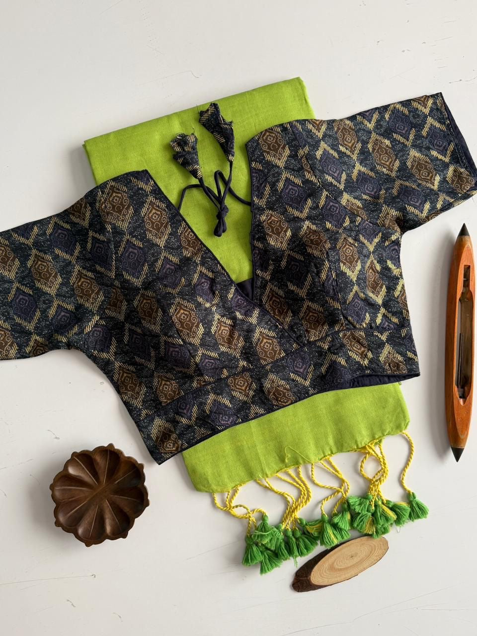 DESIYA - KHADI SAREE & STITCHED BLOUSE