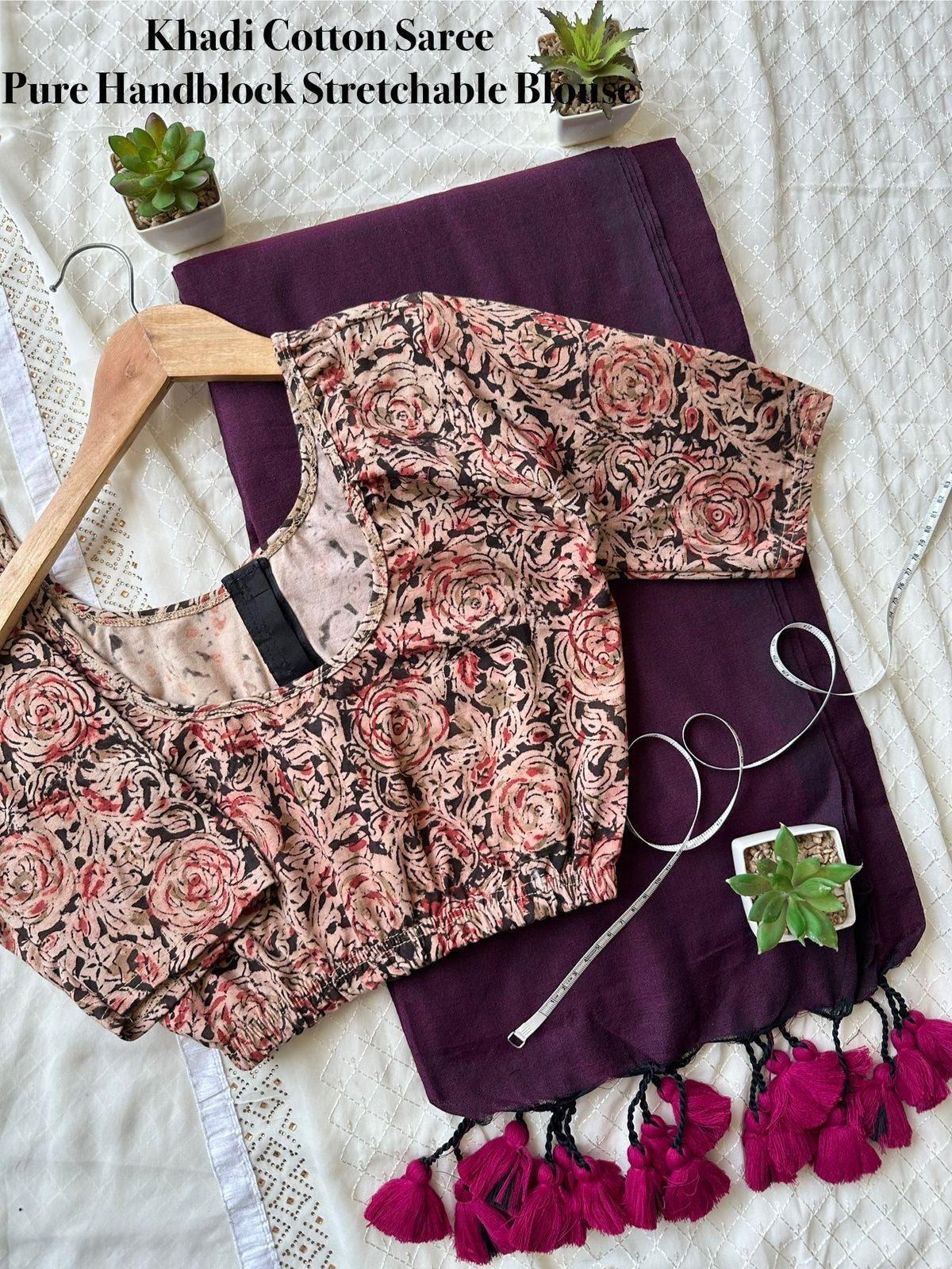 SUCHI - STRECHABLE HANDBLOCK BLOUSE.