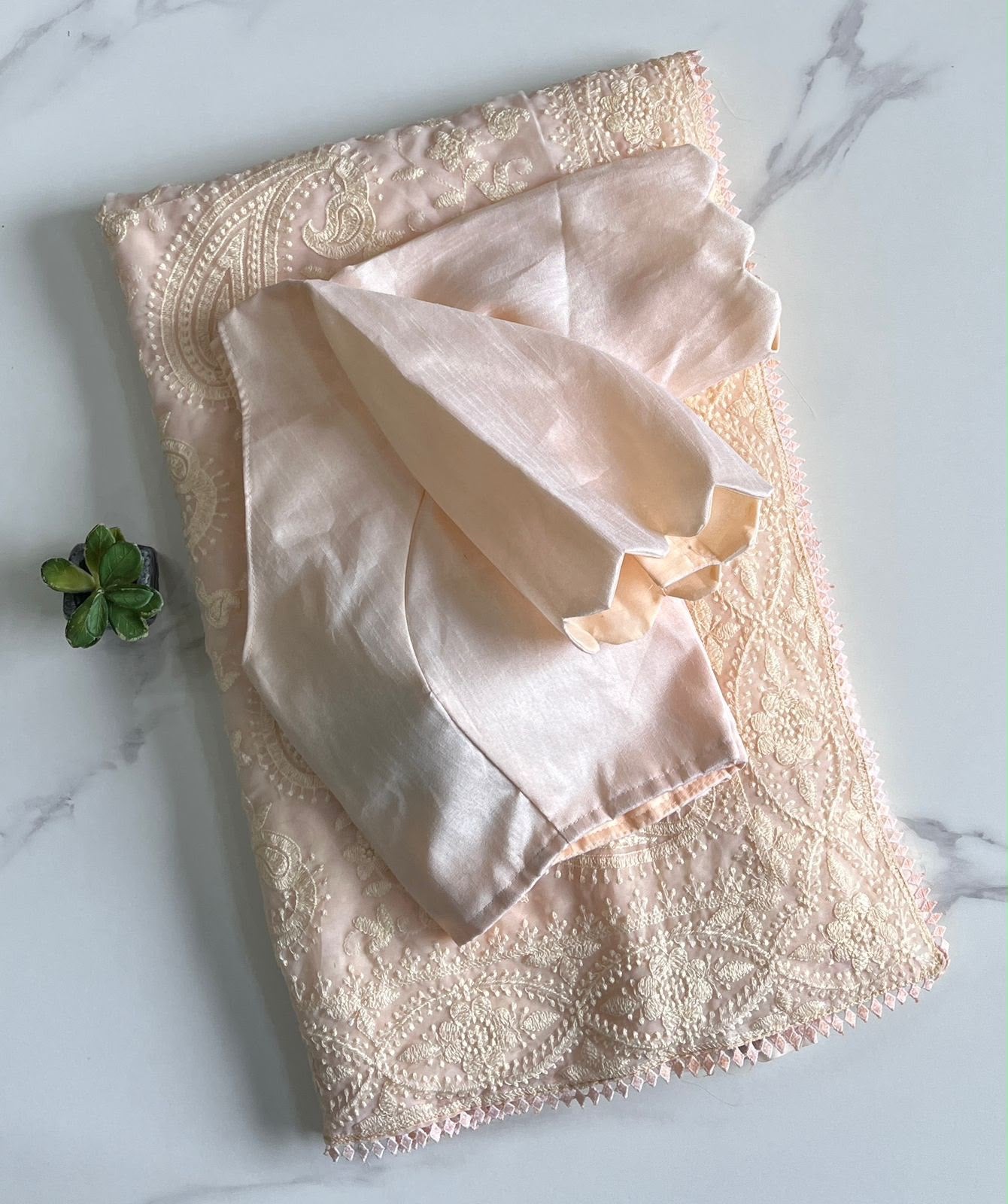 SALINA - CHIKANKARI SAREE