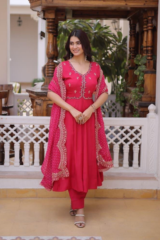 SORAYA - Kurti-Pant-Dupatta Set