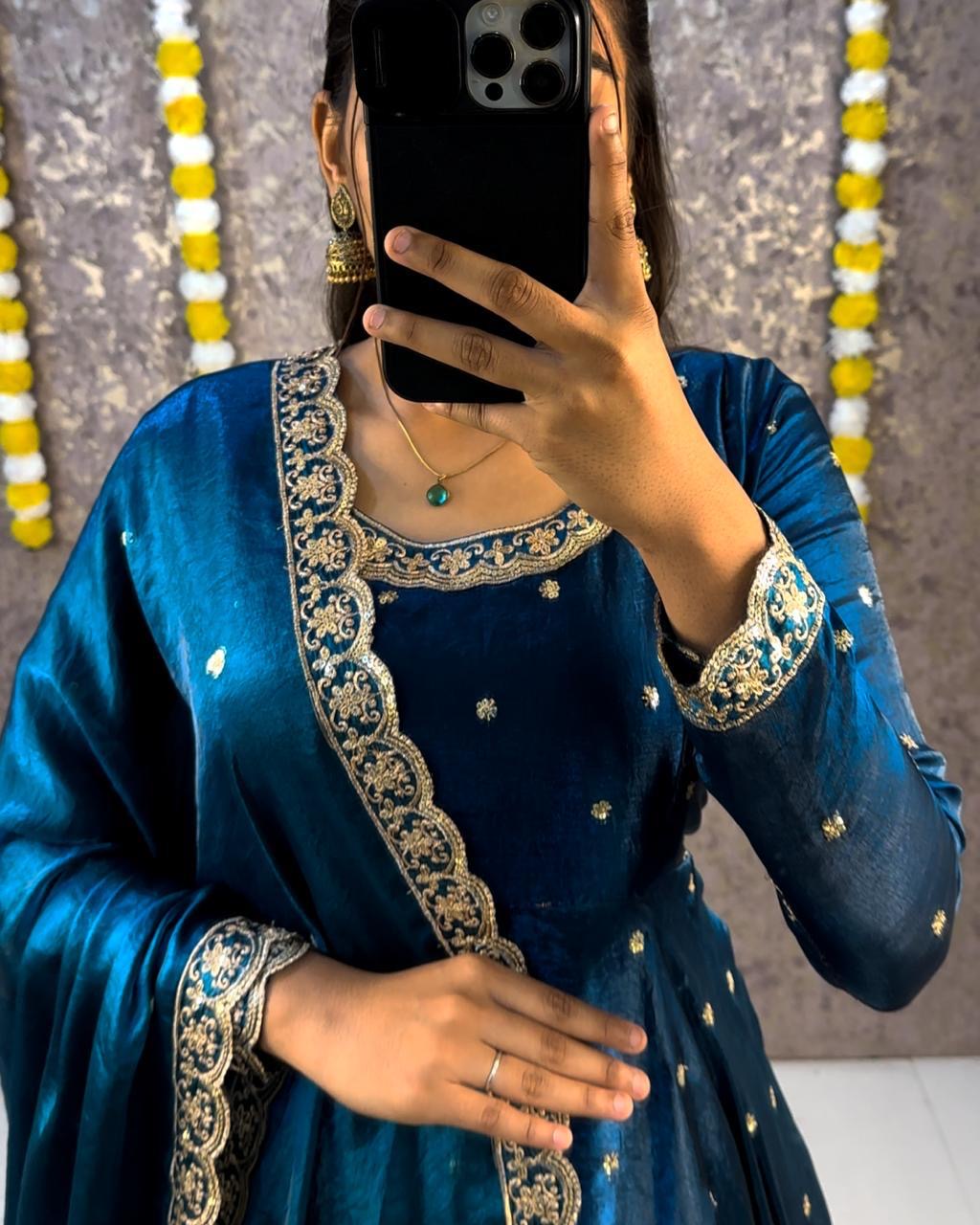 KANISHA - FESTIVE GOWN