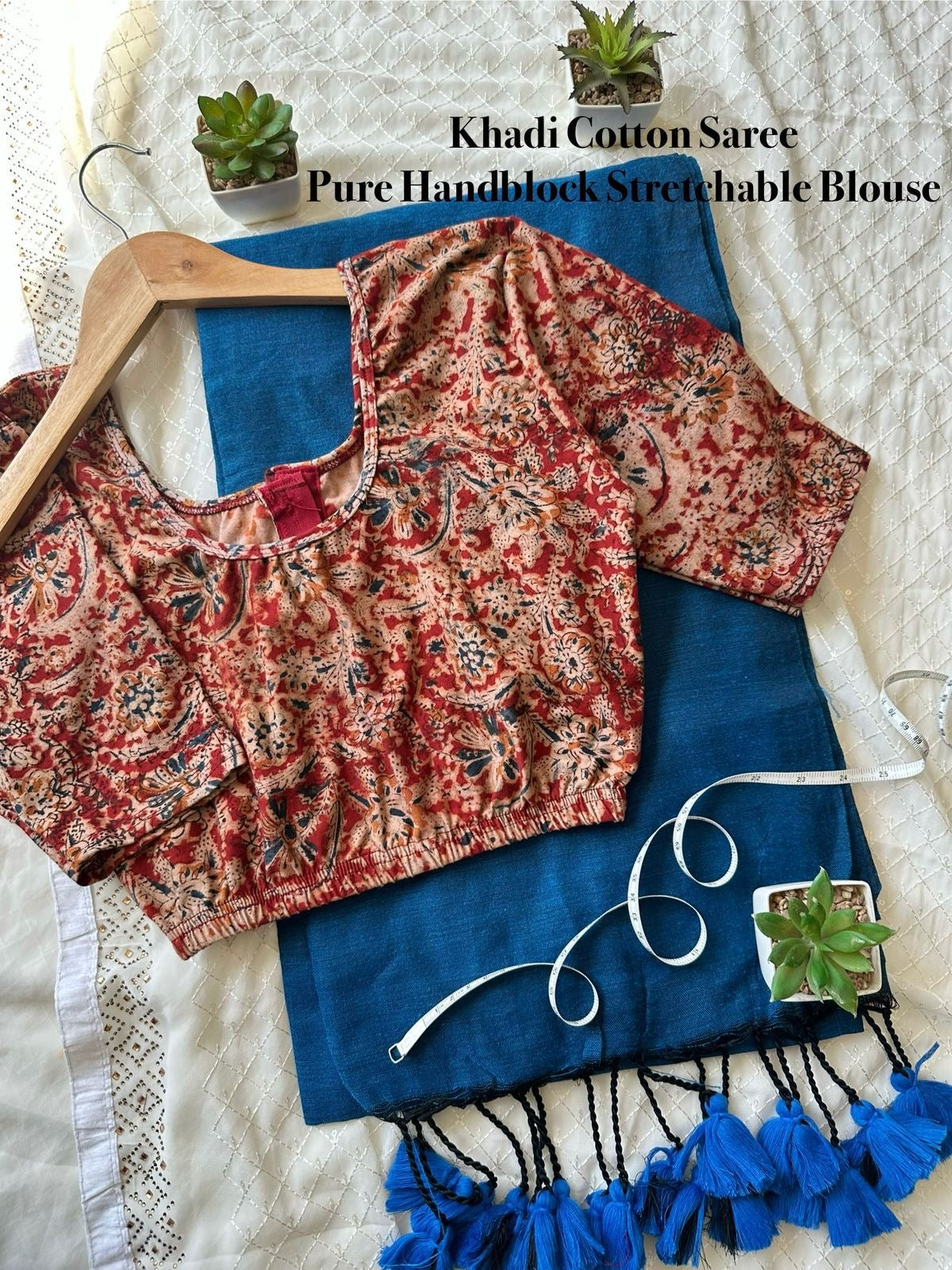 SUCHI - STRECHABLE HANDBLOCK BLOUSE.