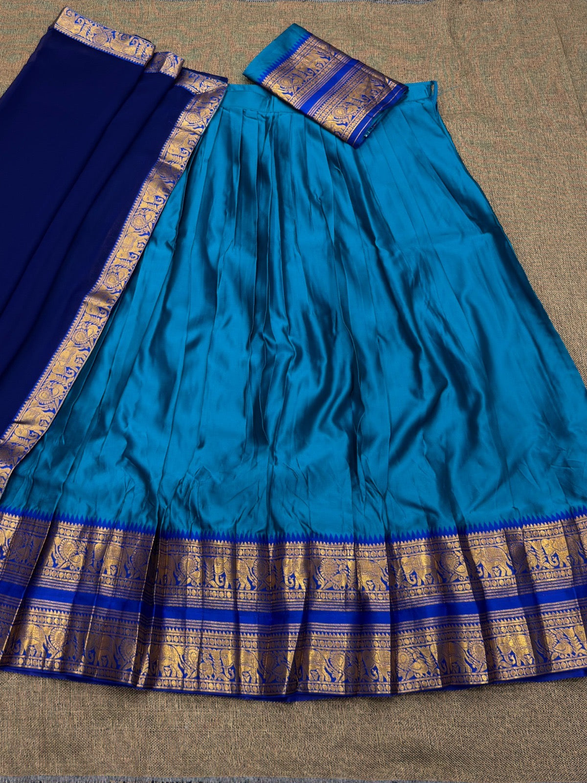 SUNAIKA-KANJVARAM LEHANGA