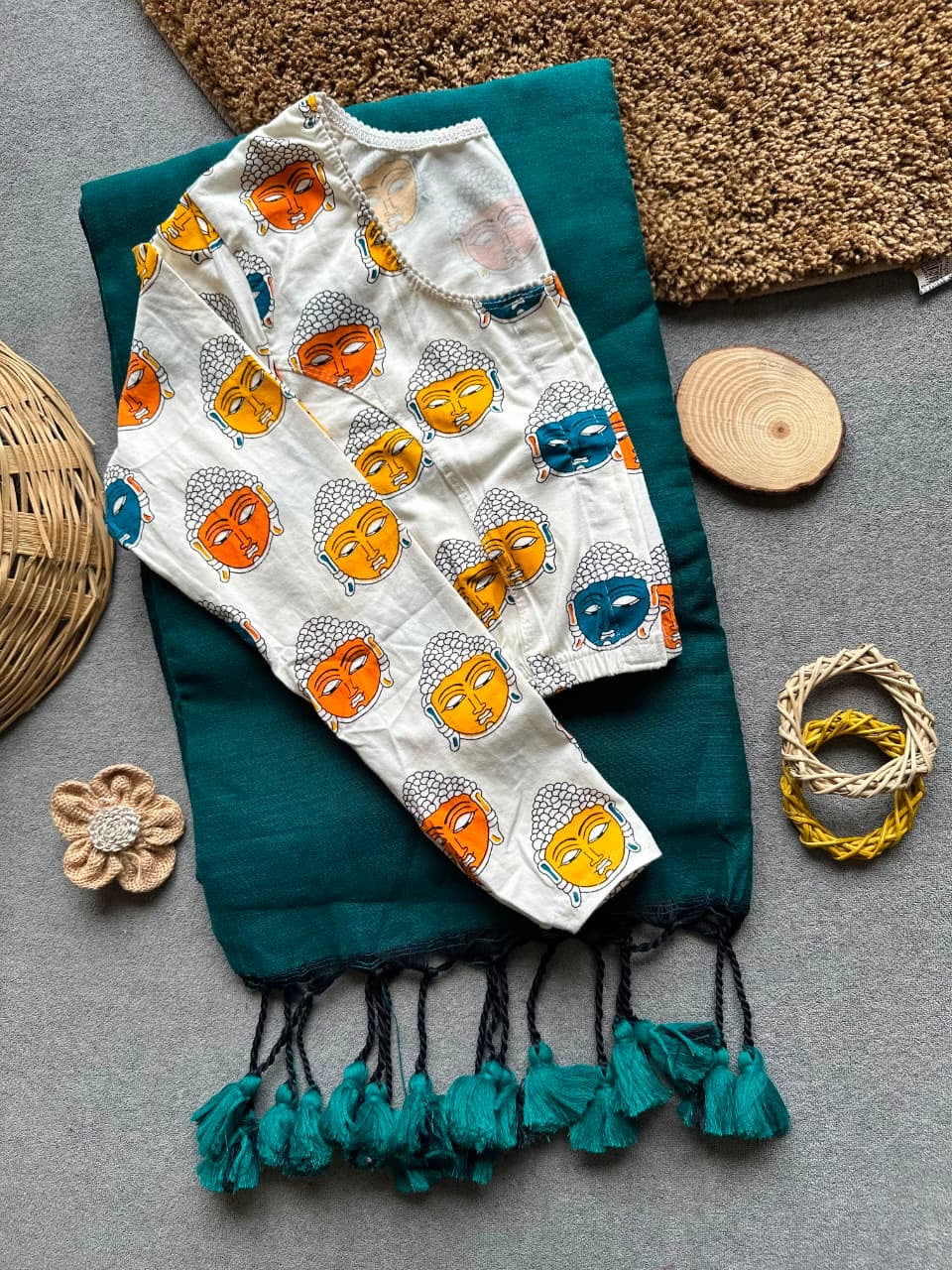 DHANSHI 2 - STRECHABLE BLOUSE