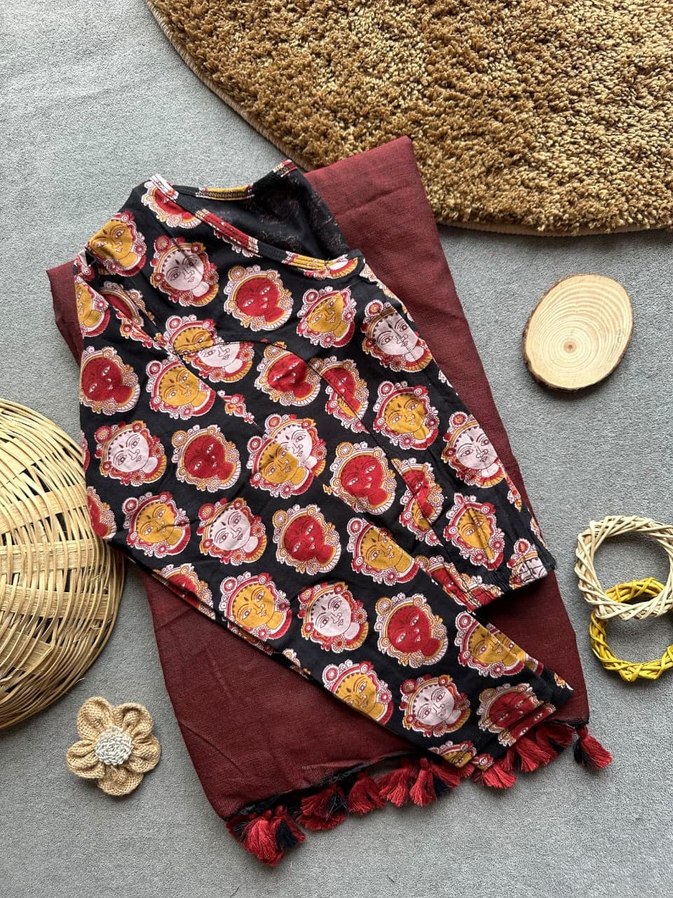 DHANSHI 2 - STRECHABLE BLOUSE