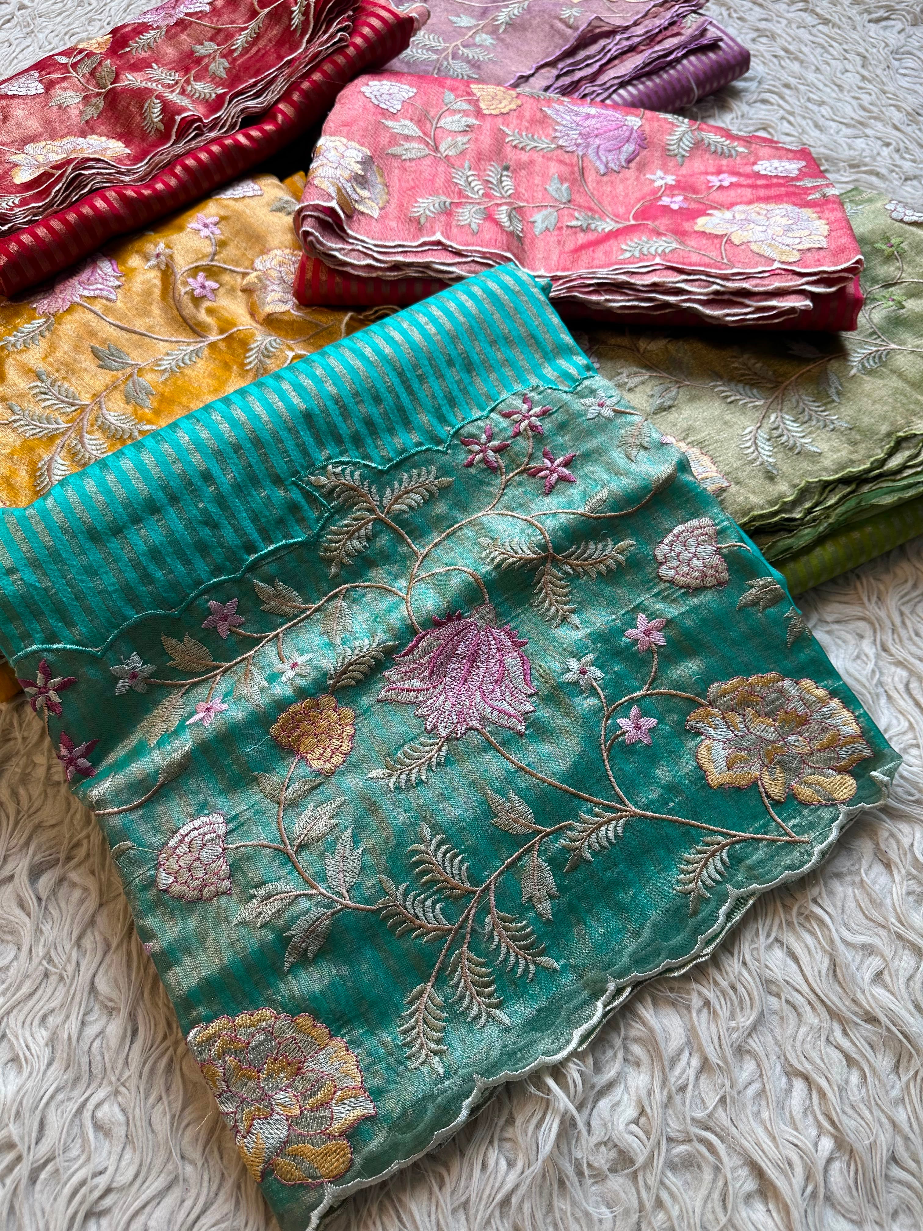 MANOHARI - HANDWOVEN KORA SILK