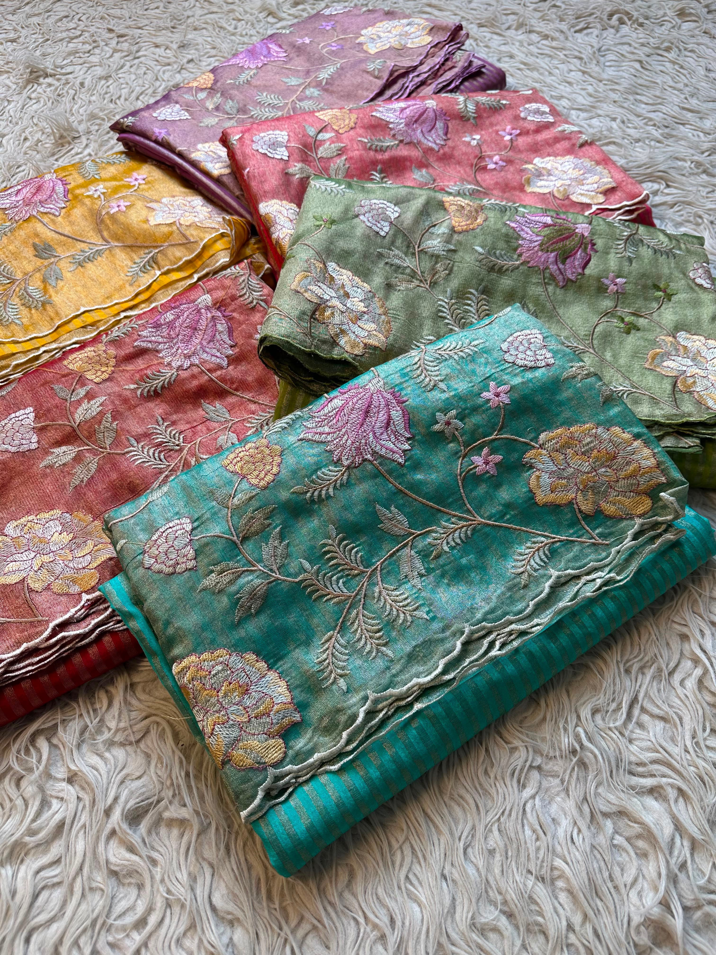 MANOHARI - HANDWOVEN KORA SILK