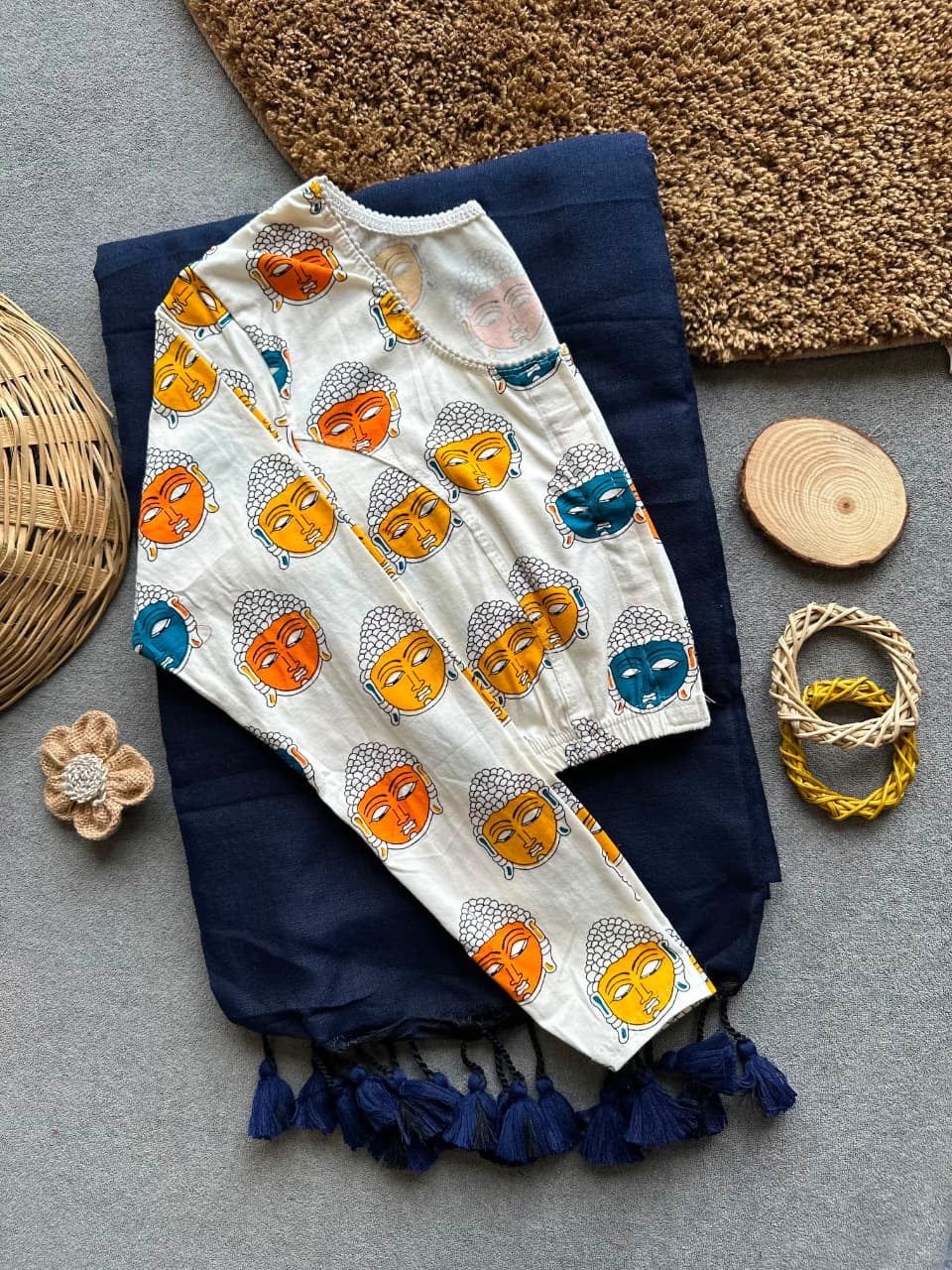 DHANSHI 2 - STRECHABLE BLOUSE