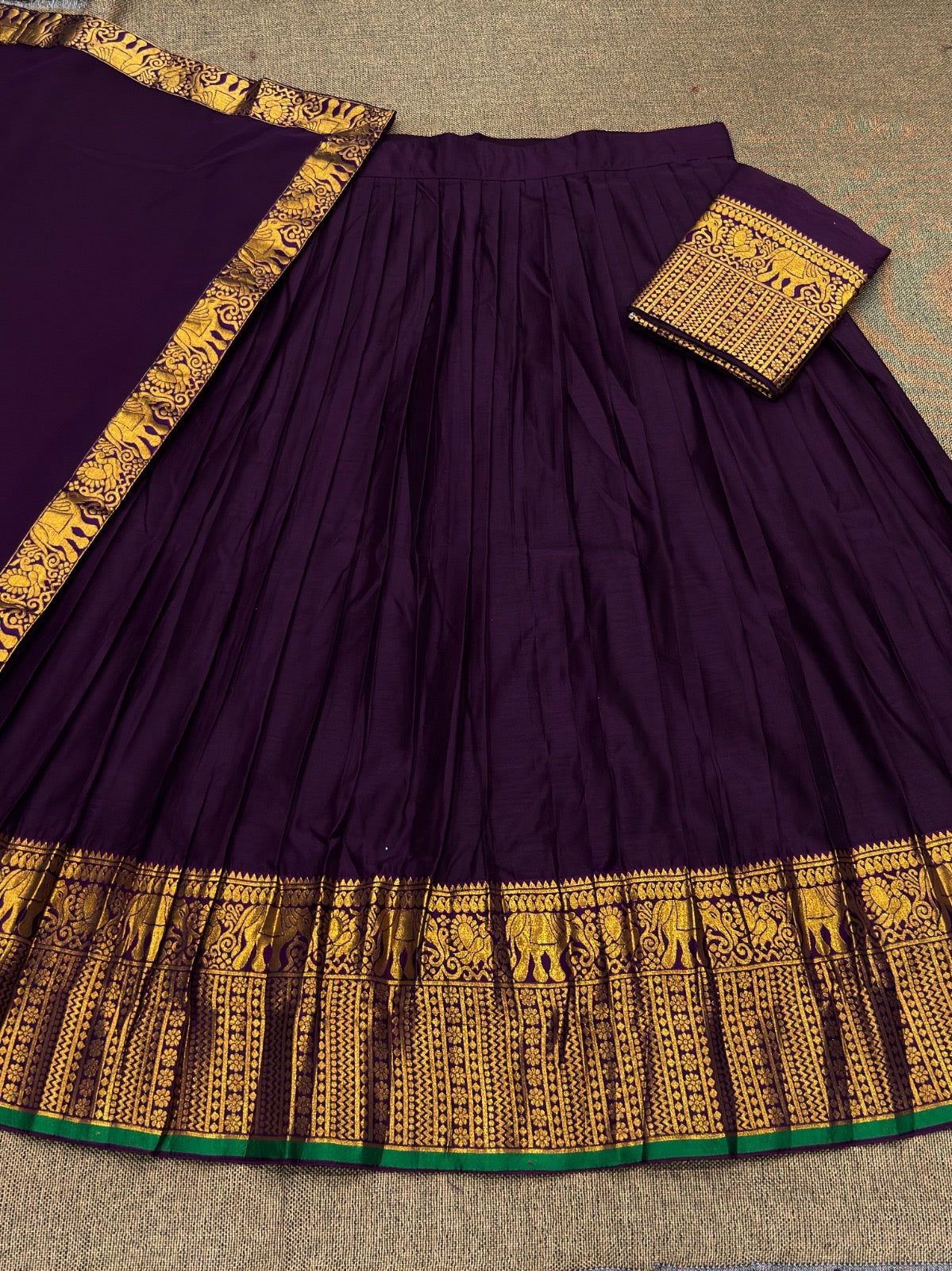 SUNAIKA-KANJVARAM LEHANGA