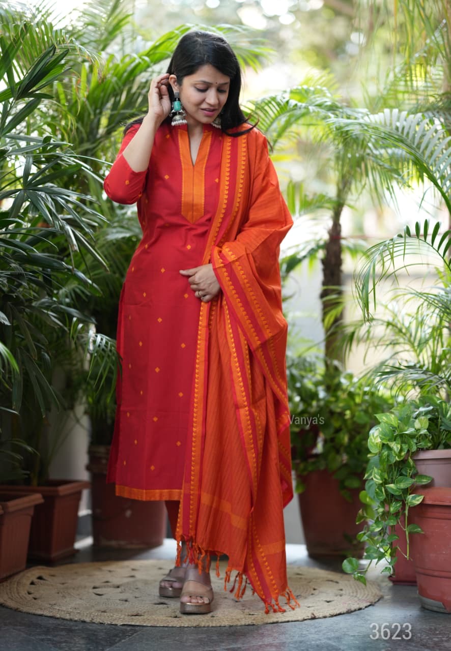 SARATHI - HANDLOOM COTTON SUIT