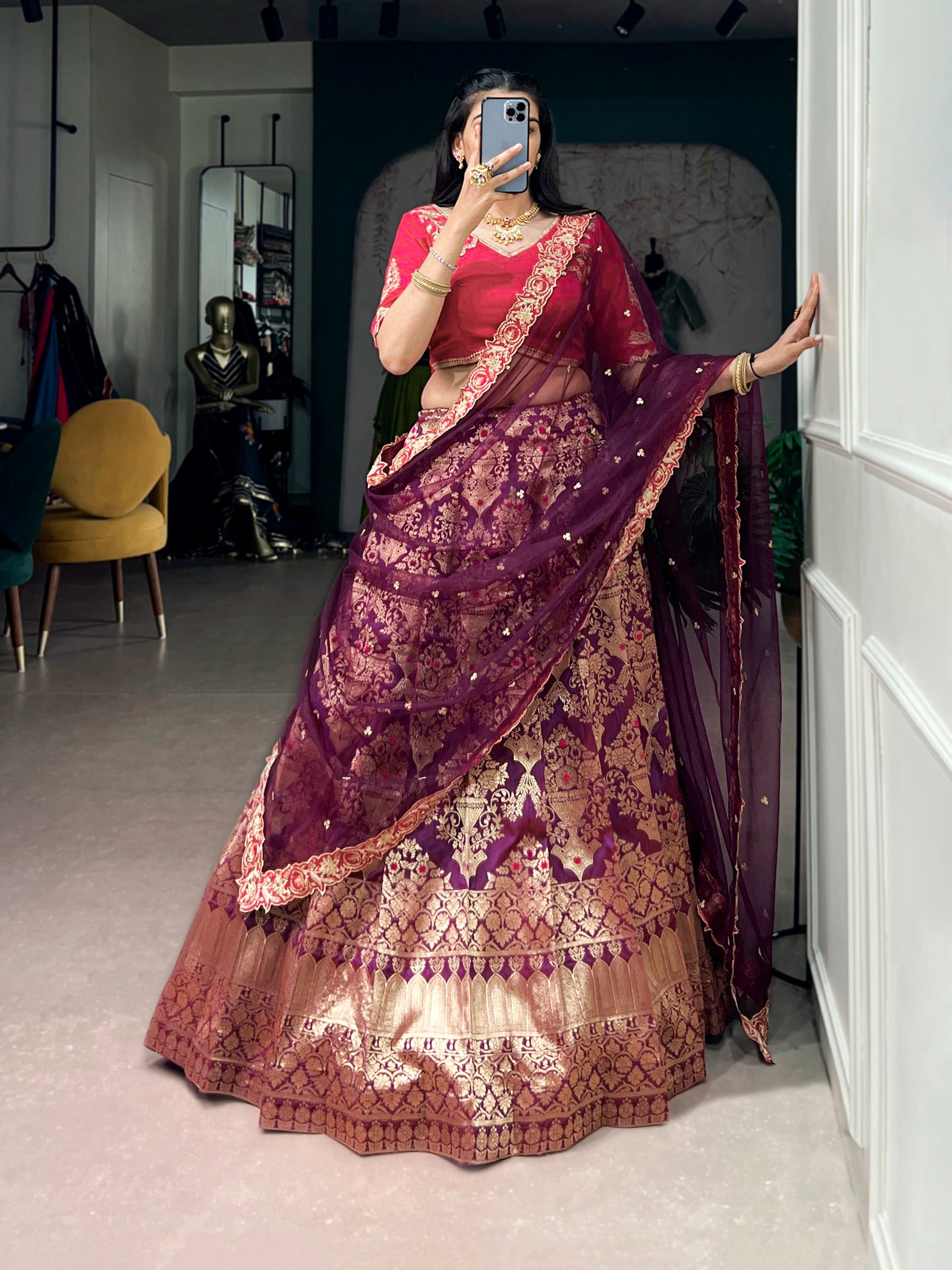 VIYANA - FESTIVE LEHENGA