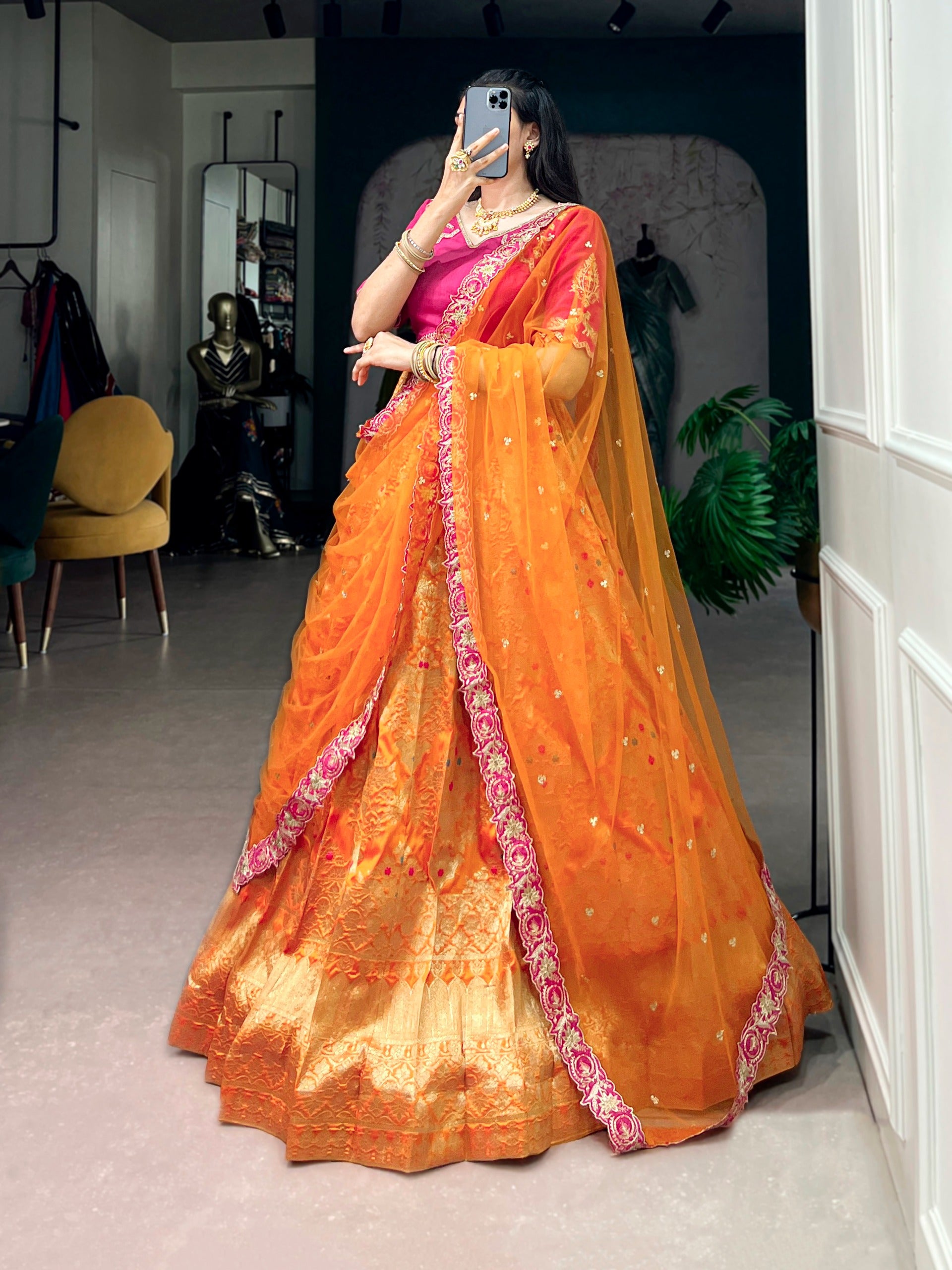 VIYANA - FESTIVE LEHENGA