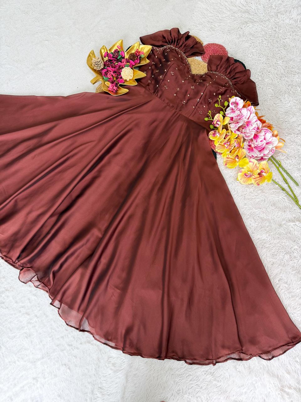 YAMINI - HANDWORK MAXI