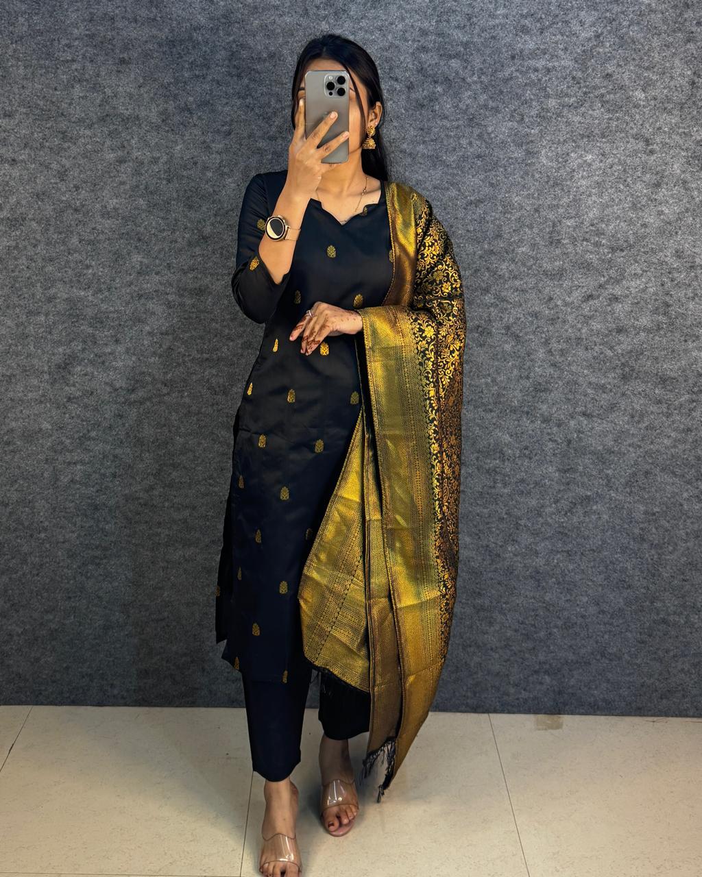 MATHIRA - BANARASI SUIT