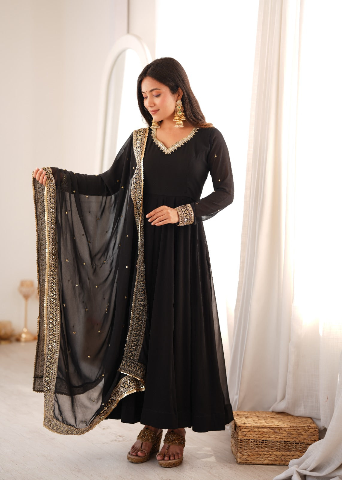 GAURI -BLACK ANARKALI