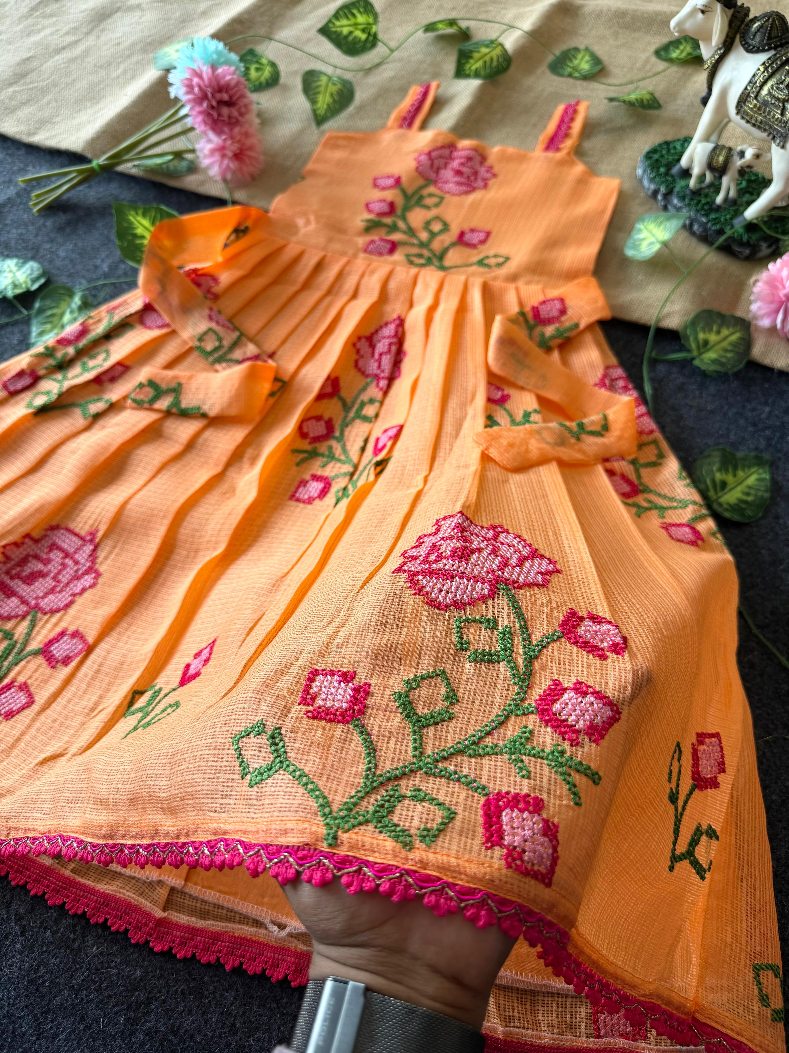 Kids kota gown