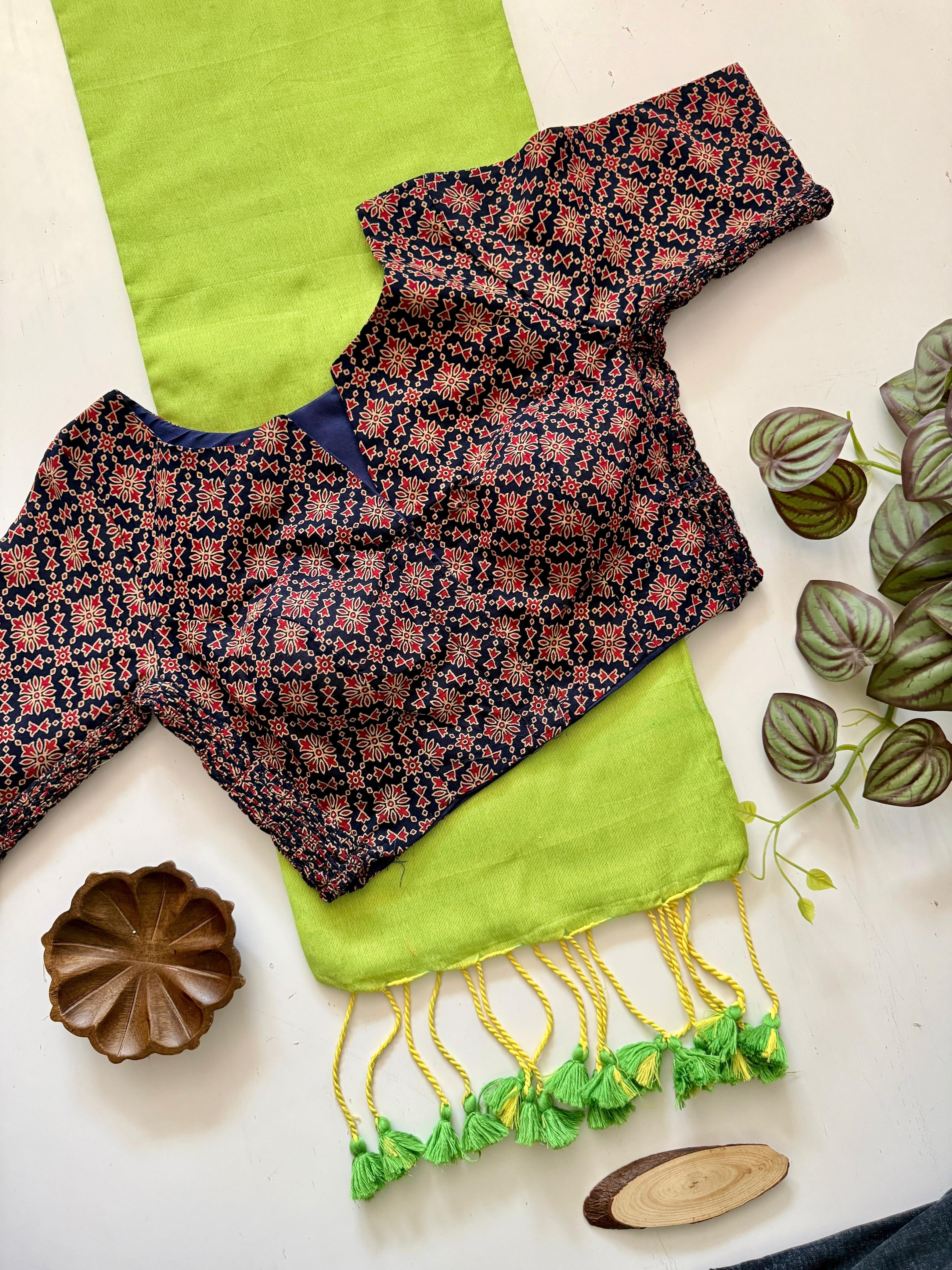 YAZHI - KHADI COTTON SAREE WITH STRETCHABLE BLOUSE