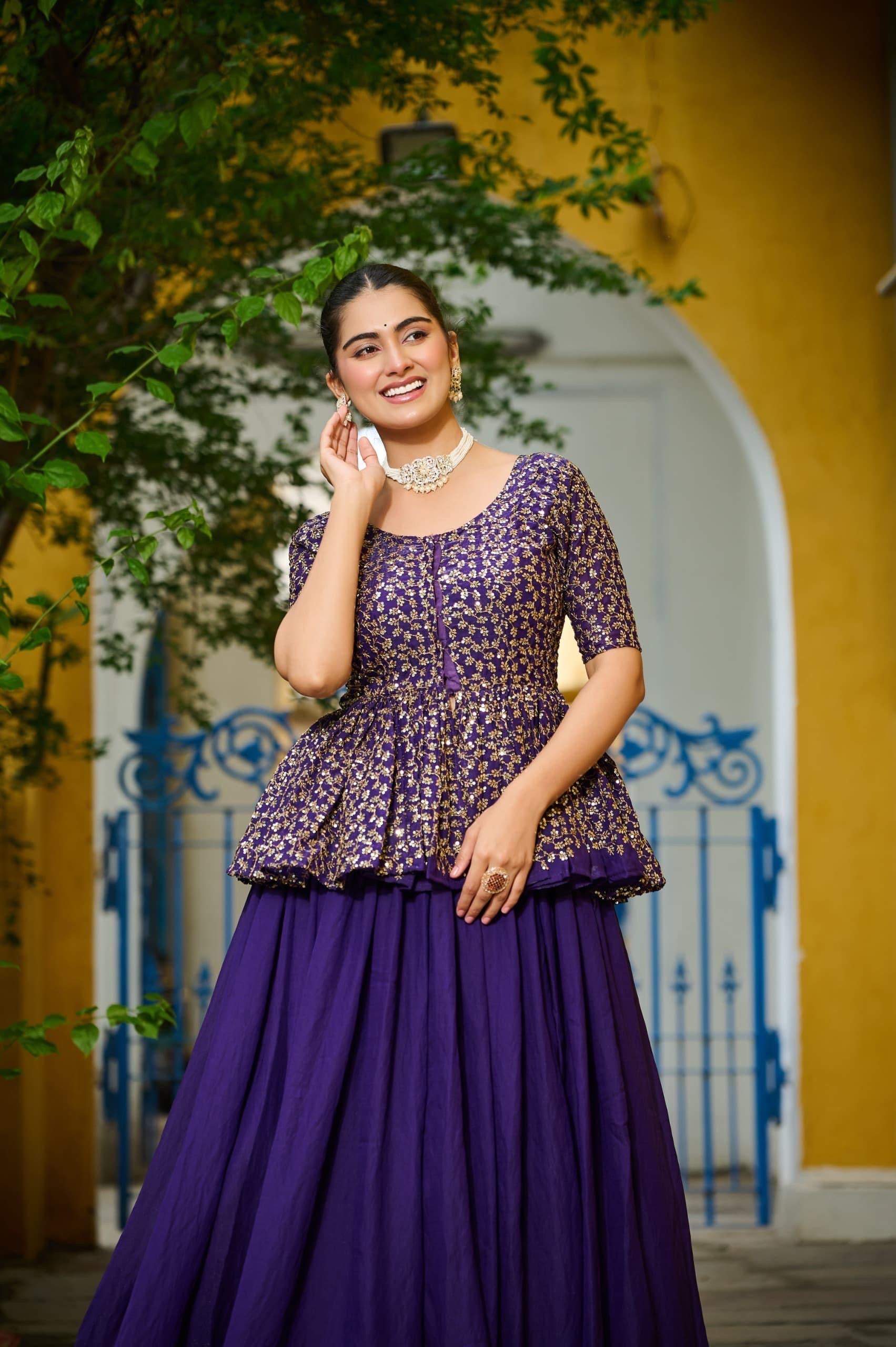 HIRANI-LEHENGA CHOLI