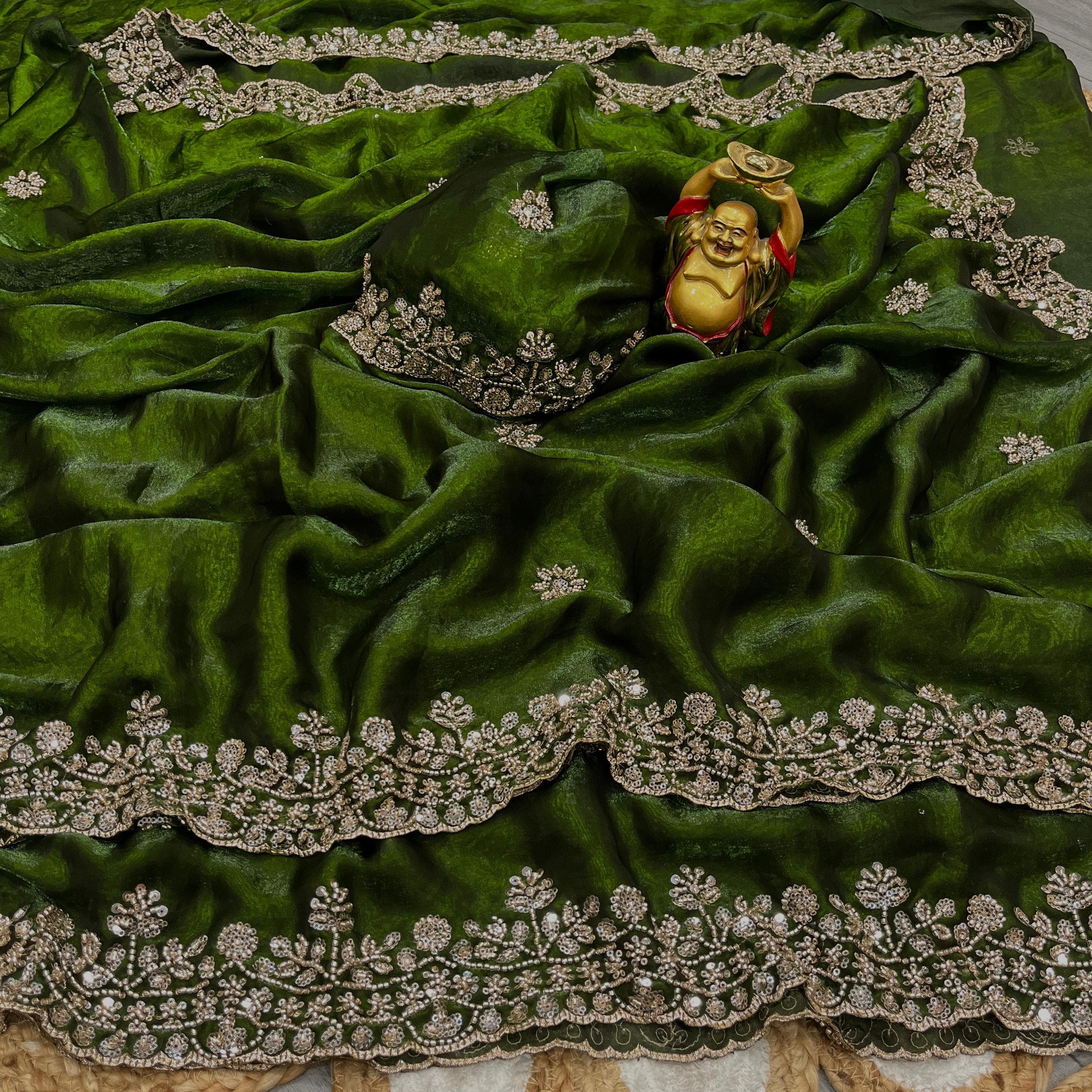 ELARA- FESTIVE LUXE