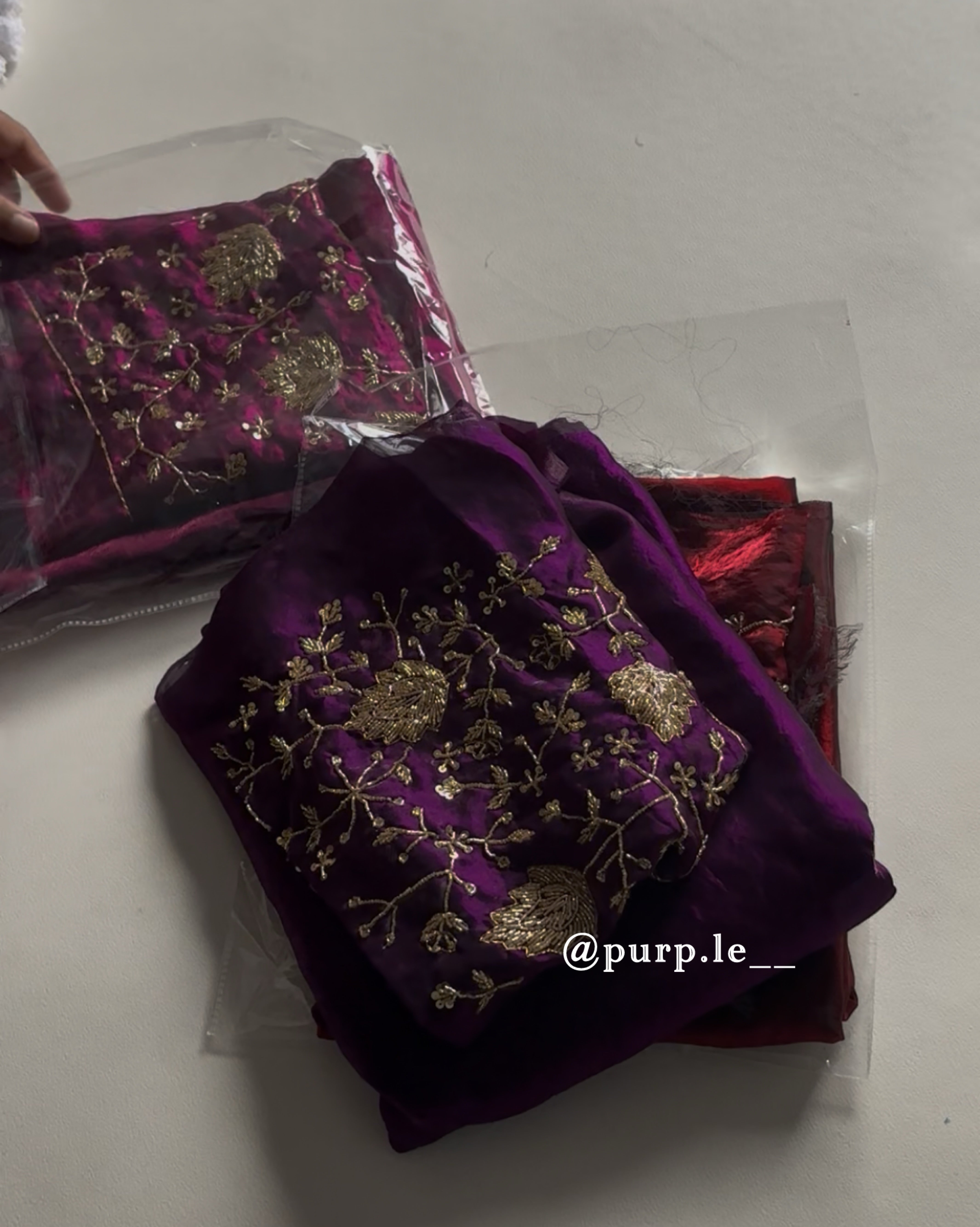 ANURA - HANDWORK SAREE