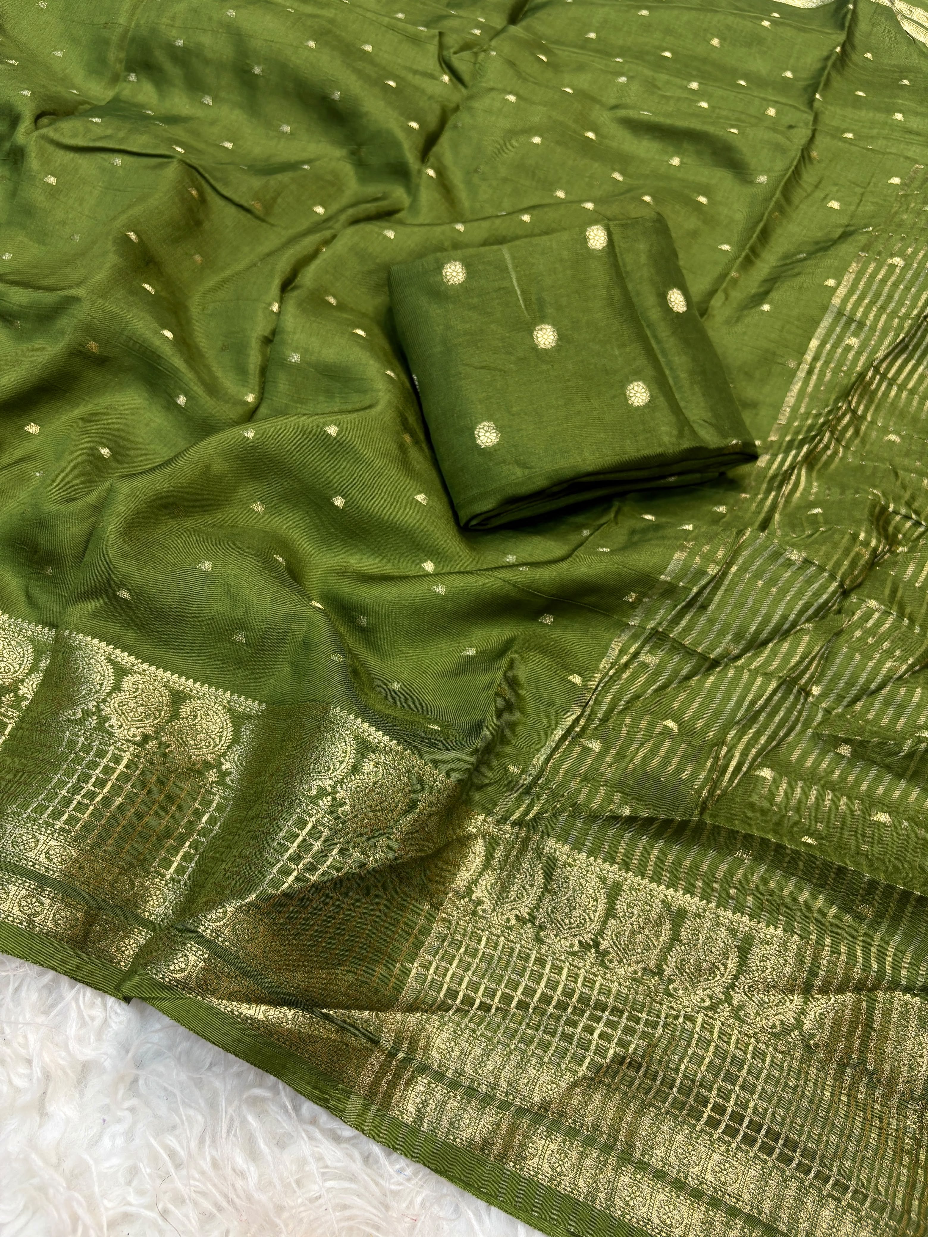 NAKSHA - RUSSIAN DOLA SILK