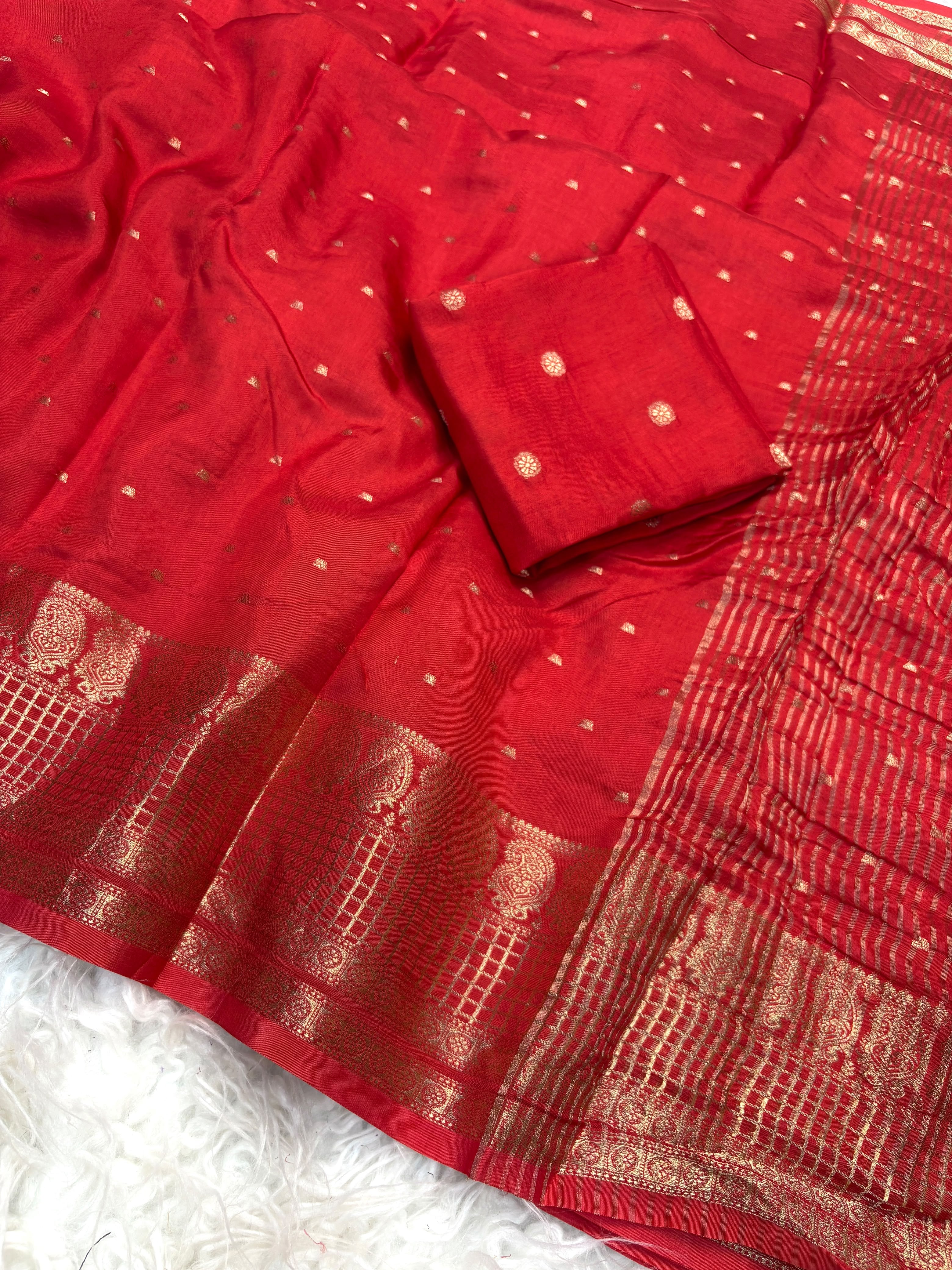 NAKSHA - RUSSIAN DOLA SILK